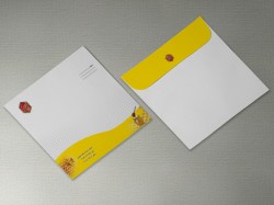 طراحی پاکت نامه شرکت عسل طبیعی نشاط  - کلمات کلیدی: طراحی پاکت نامه ملخی شرکت عسل طبیعی نشاط ,  طراحی پاکت محصولات طبیعی<br />